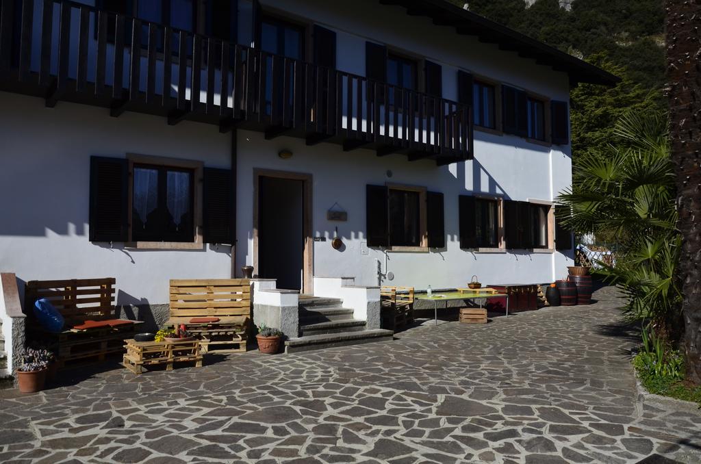 Residence Mezzosole Riva del Garda Bilik gambar
