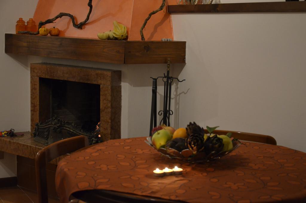 Residence Mezzosole Riva del Garda Bilik gambar
