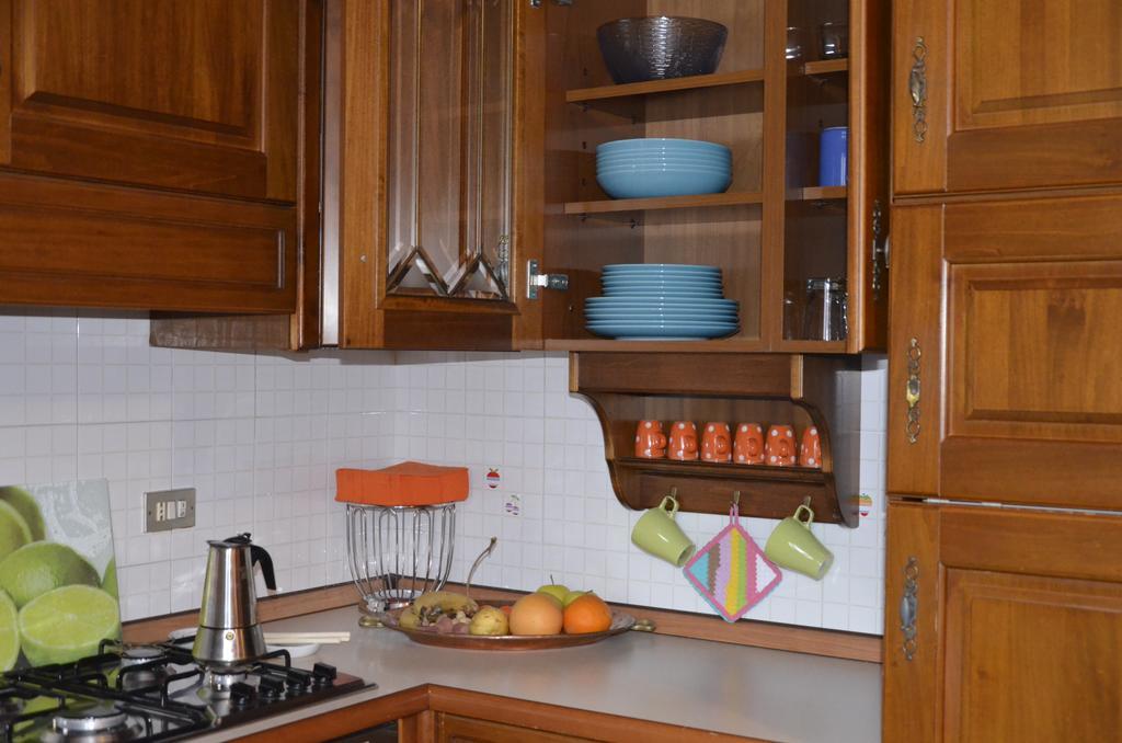 Residence Mezzosole Riva del Garda Bilik gambar