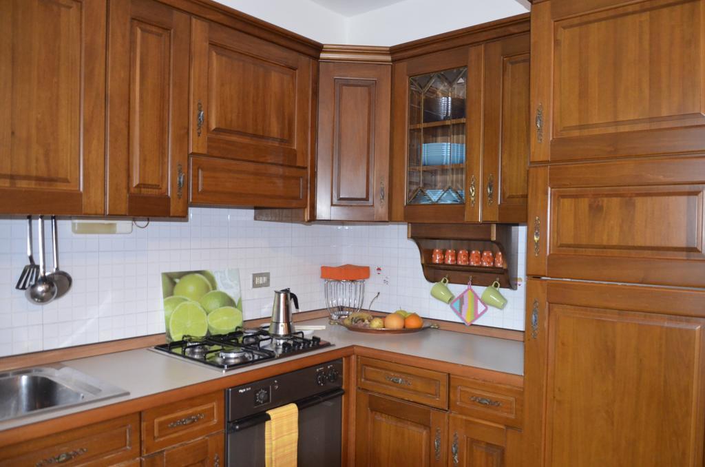 Residence Mezzosole Riva del Garda Bilik gambar
