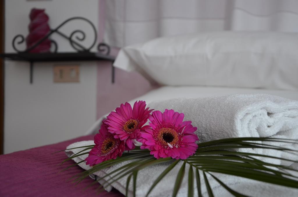 Residence Mezzosole Riva del Garda Bilik gambar